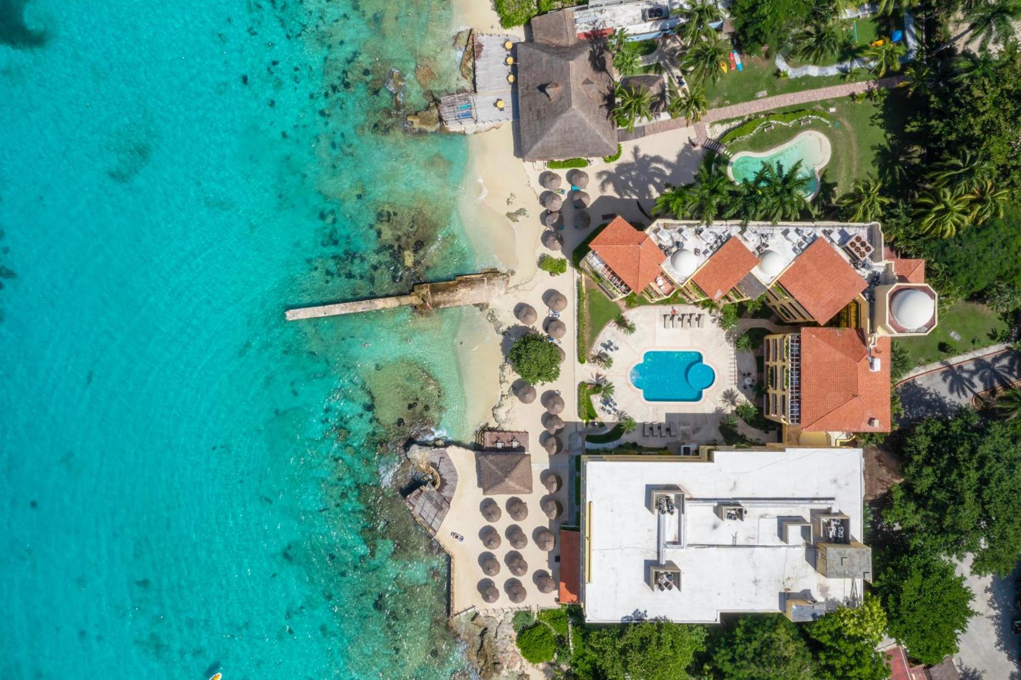Playa Azul Cozumel Hotel Exterior photo